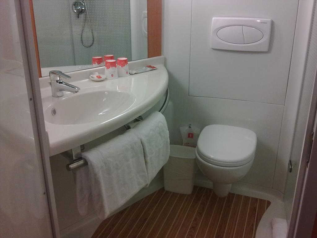 Ibis Chuzhou 1912 Hotel Exterior foto